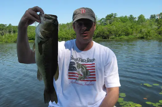 largemouth bass fishing cape cod