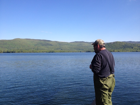 jeff coates scanning for smallmouth bass