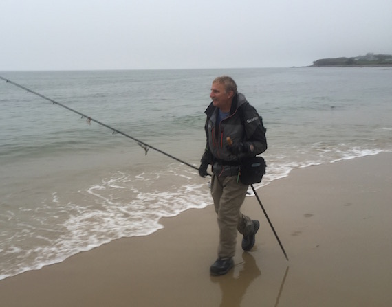 Best Dry Tops For Surfcasting In Stormy Weather - My Fishing Cape Cod