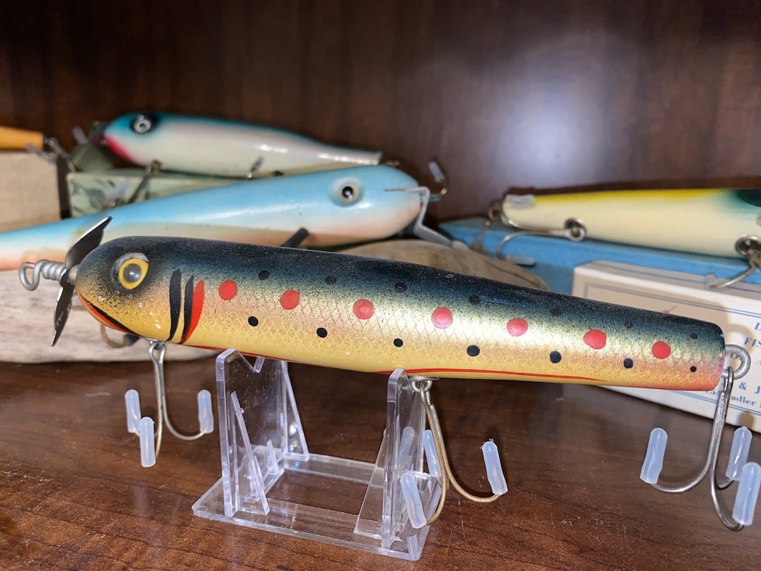 Sold at Auction: VINTAGE FISHING LURES, LOT OF 23